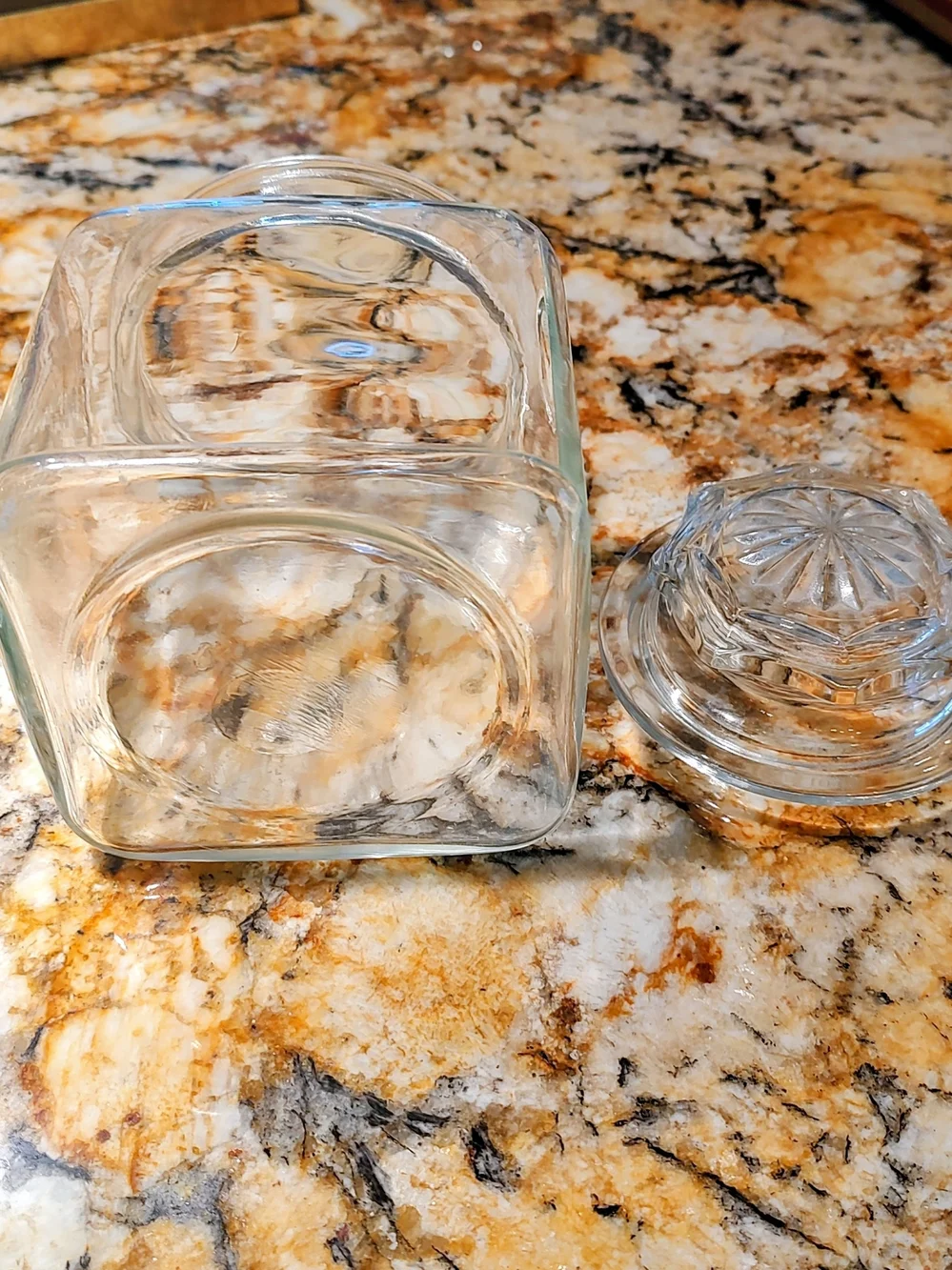 N/A clear glass